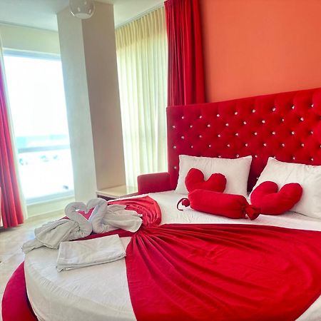 Hotel Garden Radhimë Eksteriør billede