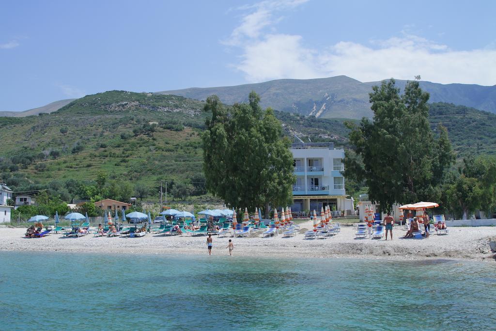 Hotel Garden Radhimë Eksteriør billede